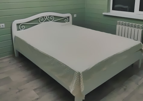 Большая кровать из дерева белая